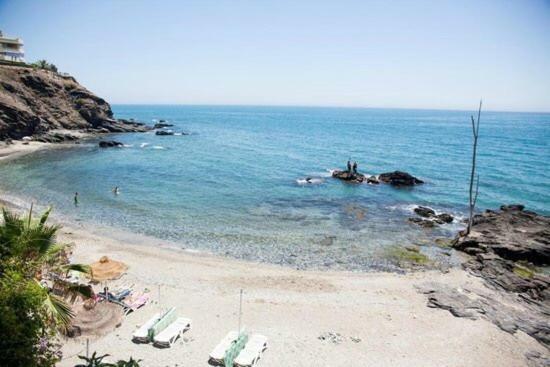 Apartment Bluebenalmadena 200meters From The With Jacuzzi And Rooftop Terrace (adults Only) *
